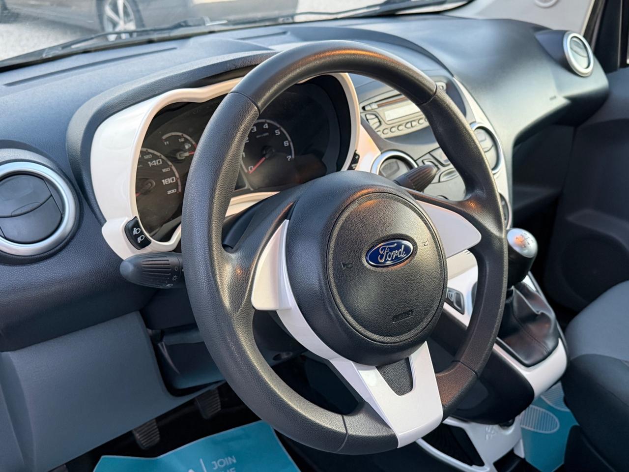 Ford Ka Ka+ 1.2 8V 69CV Titanium