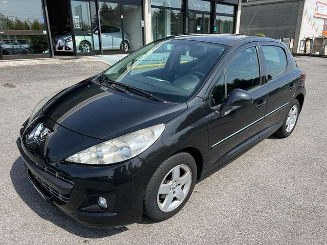 Peugeot 207 5p 1.4 8v Access 75cv NEOPATENTATI