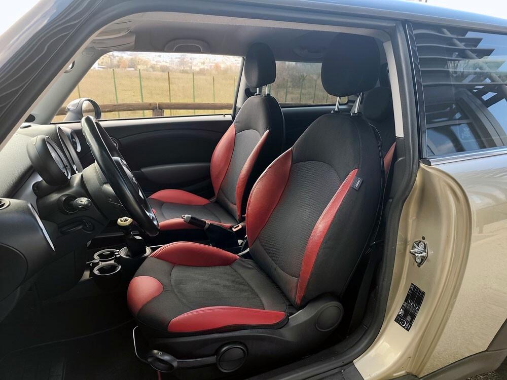 Mini 1.6 16V Cooper D Pepper