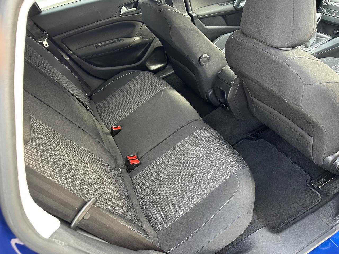 Peugeot 308 BlueHDi 130 S&S SW Allure