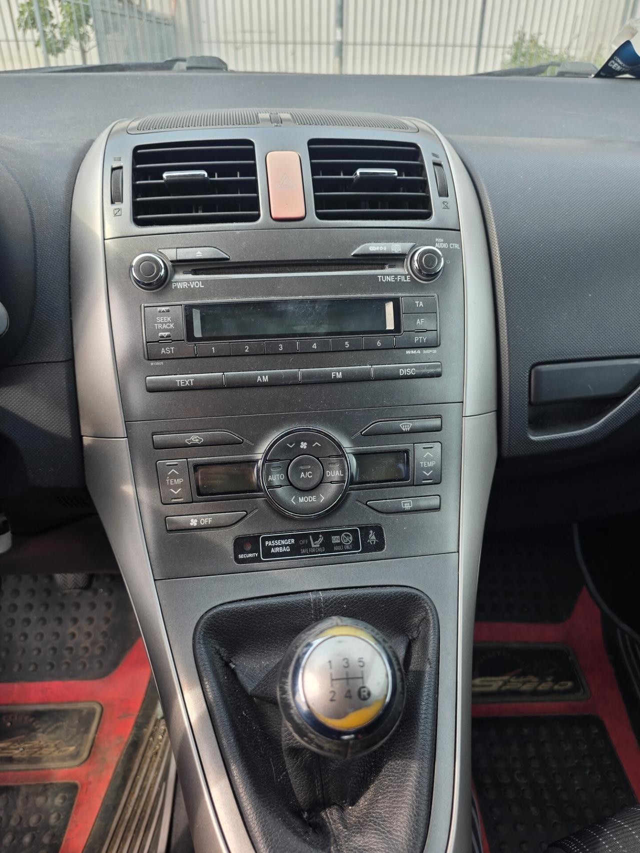 Toyota Auris 1.4 D-4D 5 porte Sol 130000km