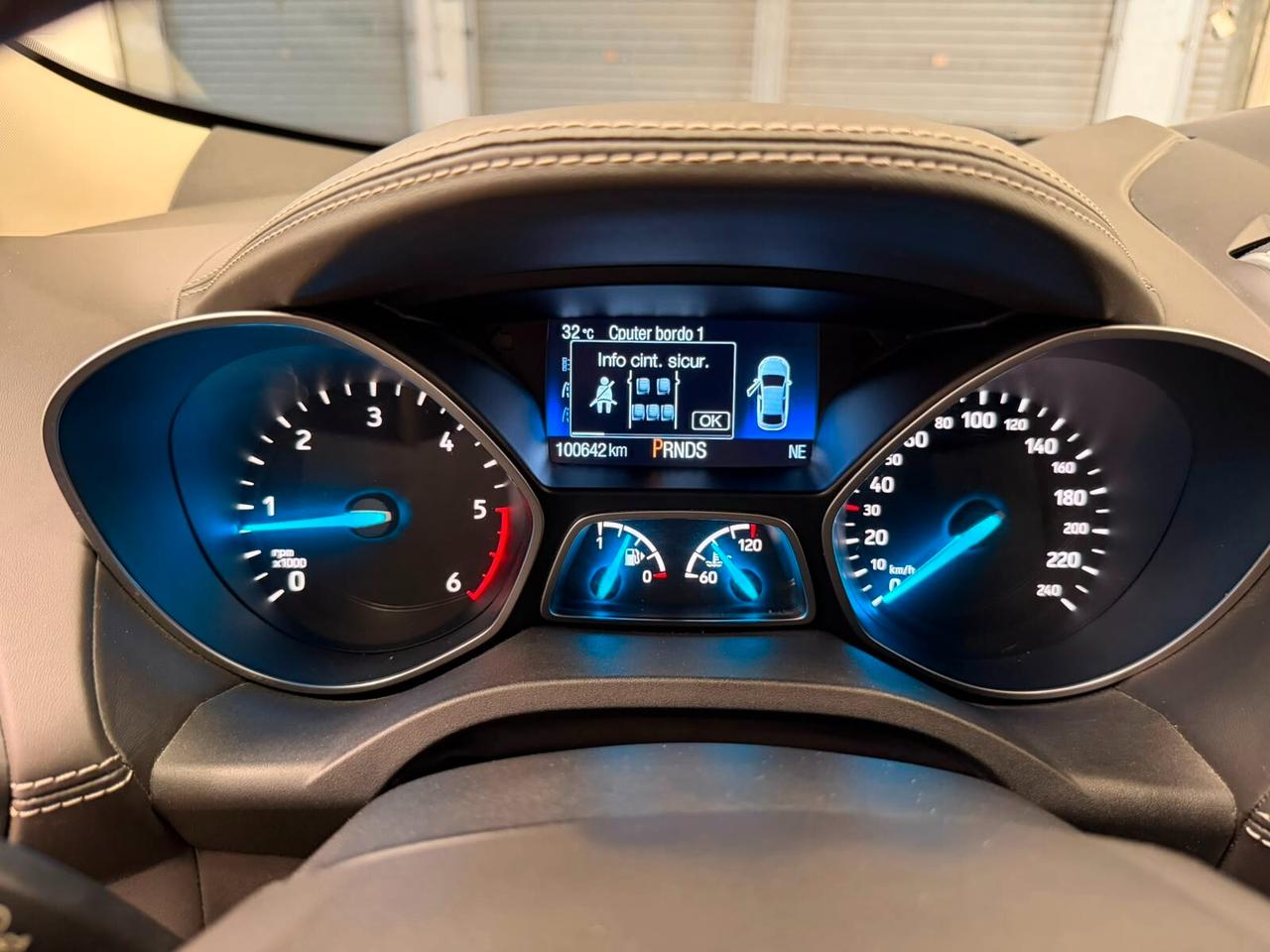 Ford Kuga 2.0 TDCI 150 CV S&S 4WD Powershift Vignale