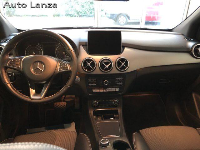 MERCEDES-BENZ B 180 AUTOMATICA, LED, CARPLAY, NAVI, RETROCAMERA