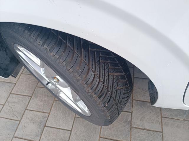 HYUNDAI i10 1.0 MPI Connectline