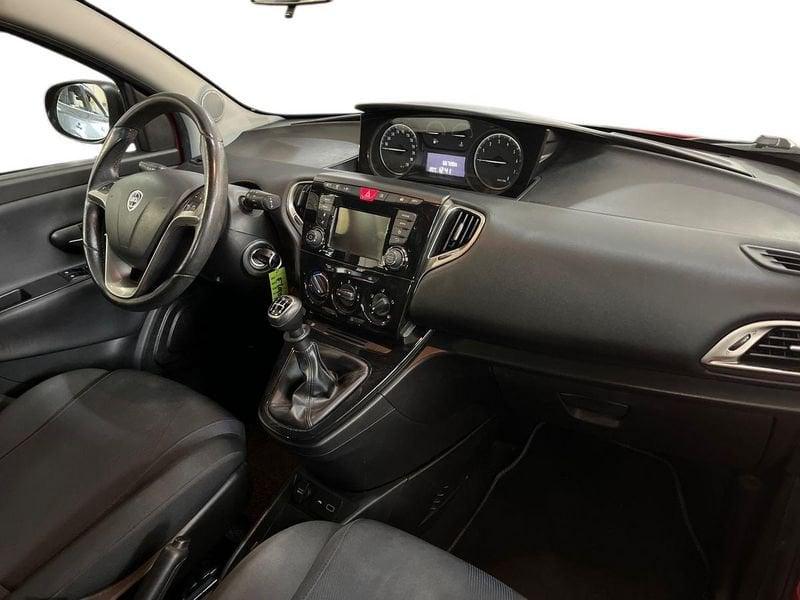 Lancia Ypsilon III 2015 1.2 Gold s&s 69cv my19