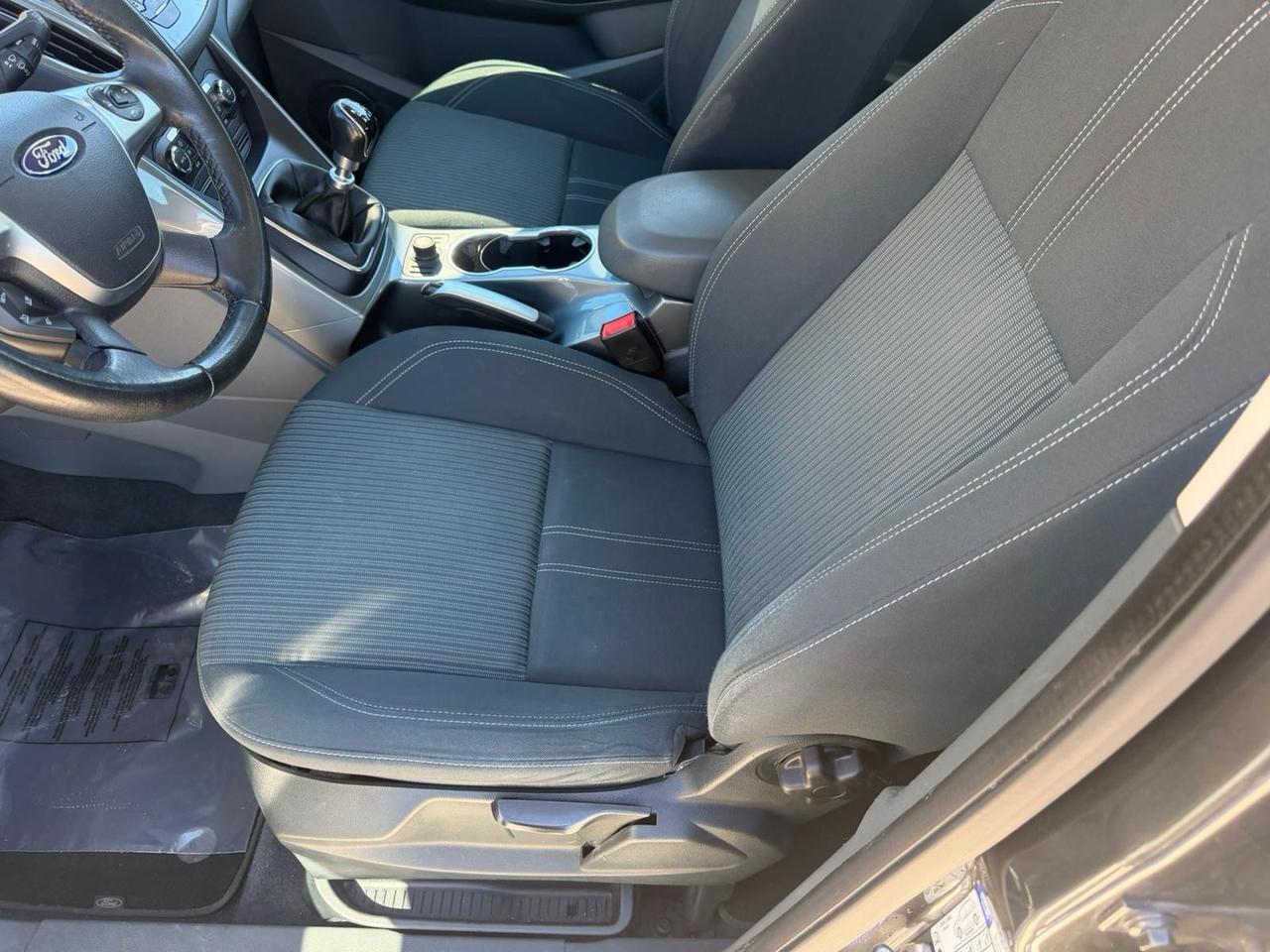 Ford C-Max 1.6 TDCi 115CV Titanium Business neopatentati