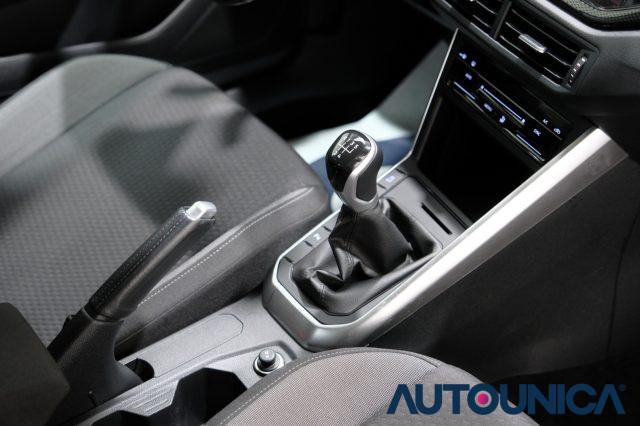 VOLKSWAGEN Polo 1.0 TSI STYLE NEOPATENTATI FARI LED