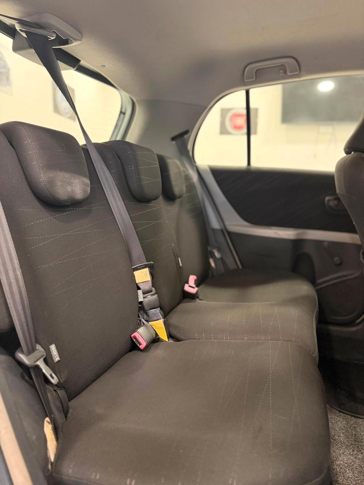 Toyota Yaris 1.0 5 porte Sol