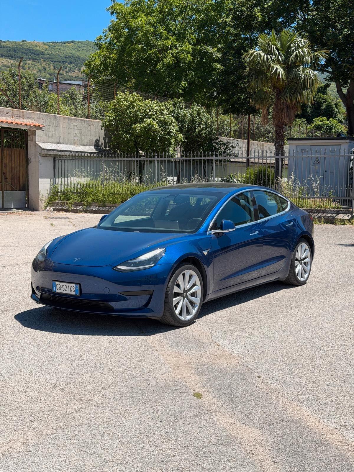 Tesla Model 3 RWD Plus