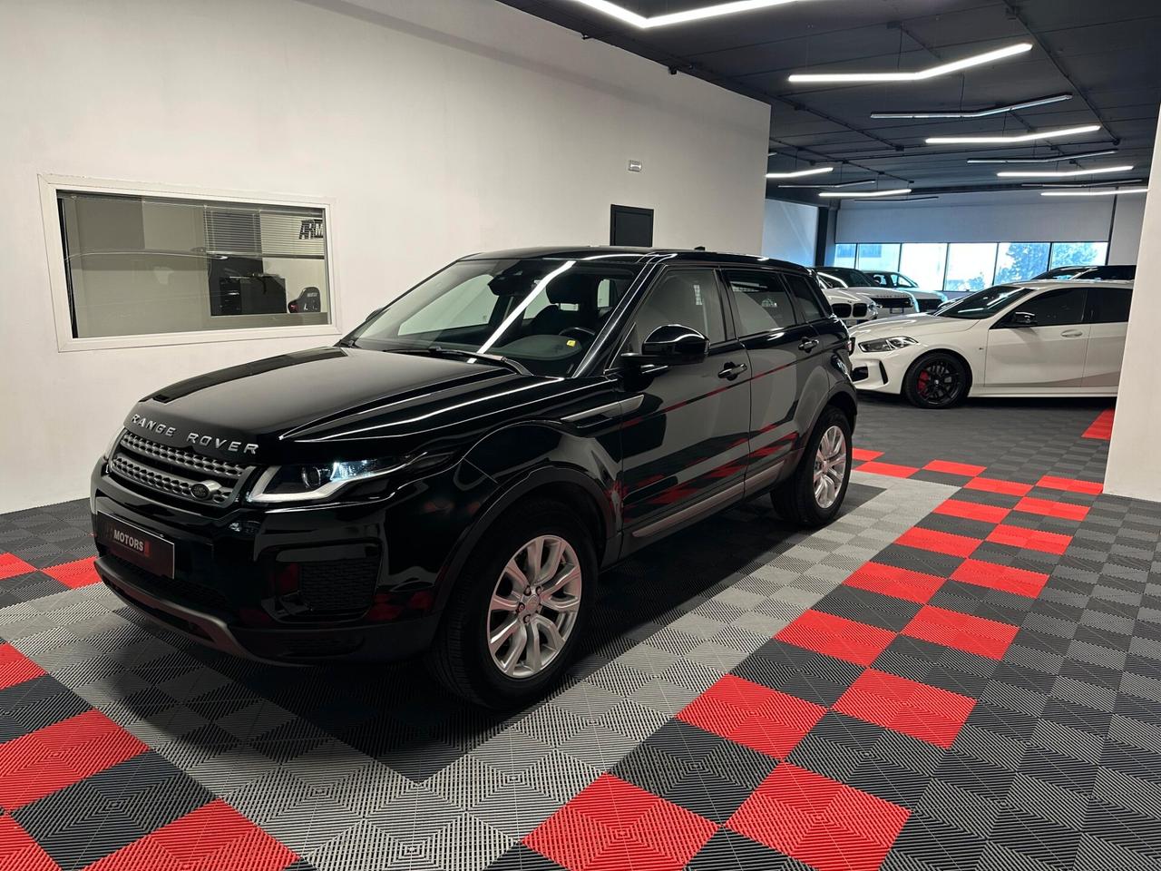 Land Rover Range Evoque Iva esposta Autocarro N1