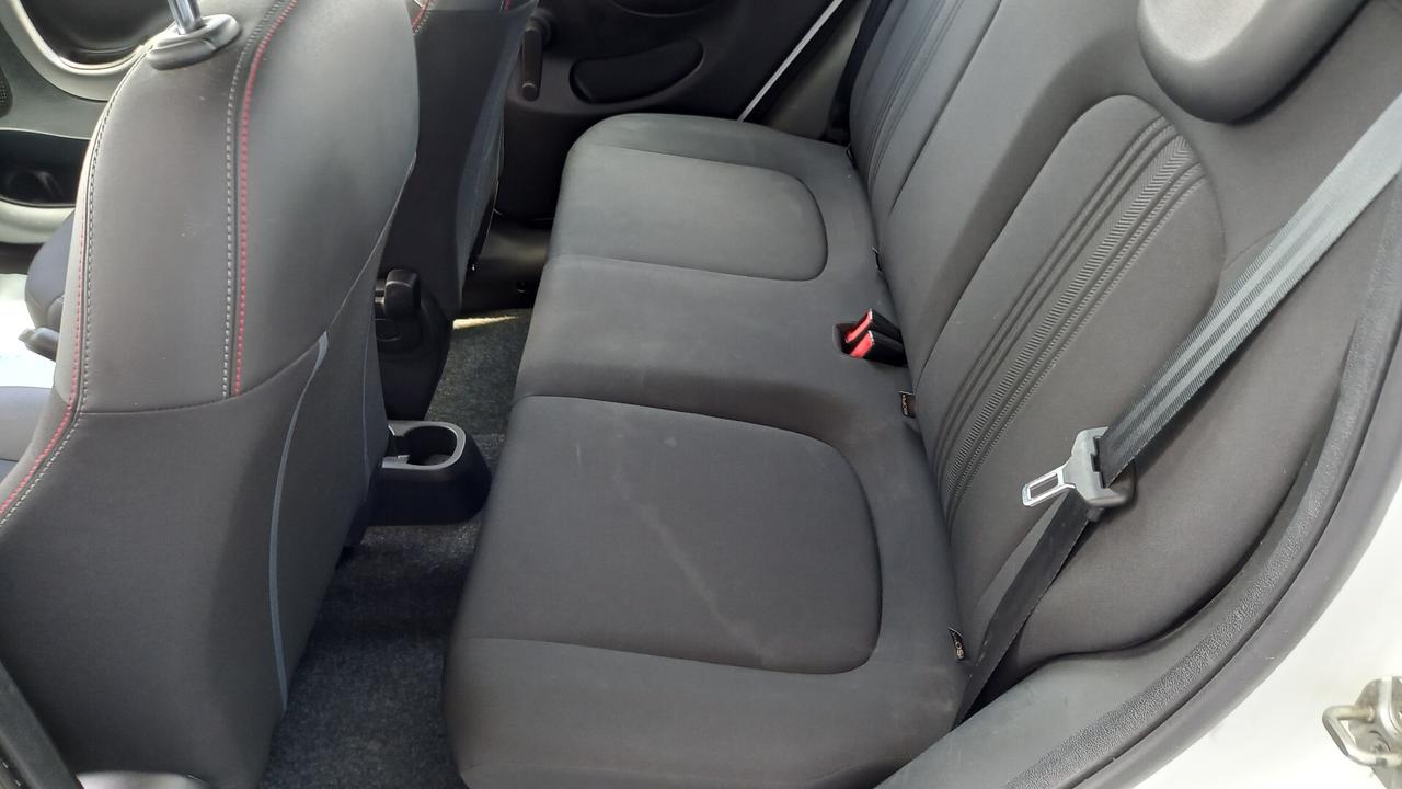 Fiat Panda 1.0 FireFly S&S Hybrid Sport