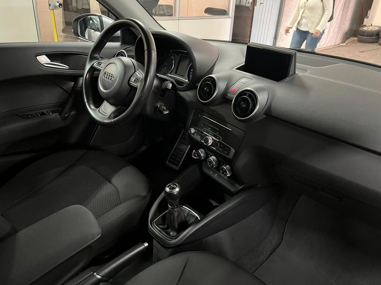 Audi A1 SPB 1.0 TFSI 95 cv S-LINE