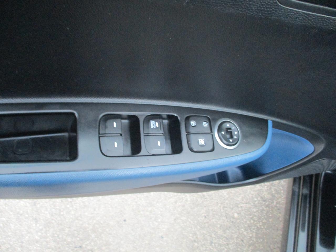 Hyundai i10 1.0 BENZINA