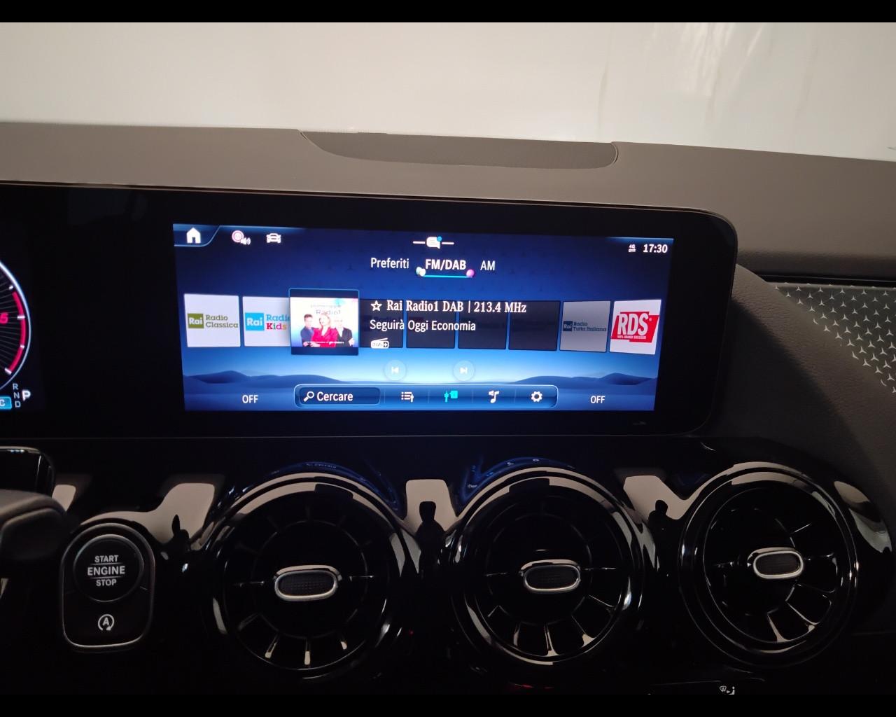 Mercedes-Benz GLA-H247 2023 - GLA 180 d Advanced auto