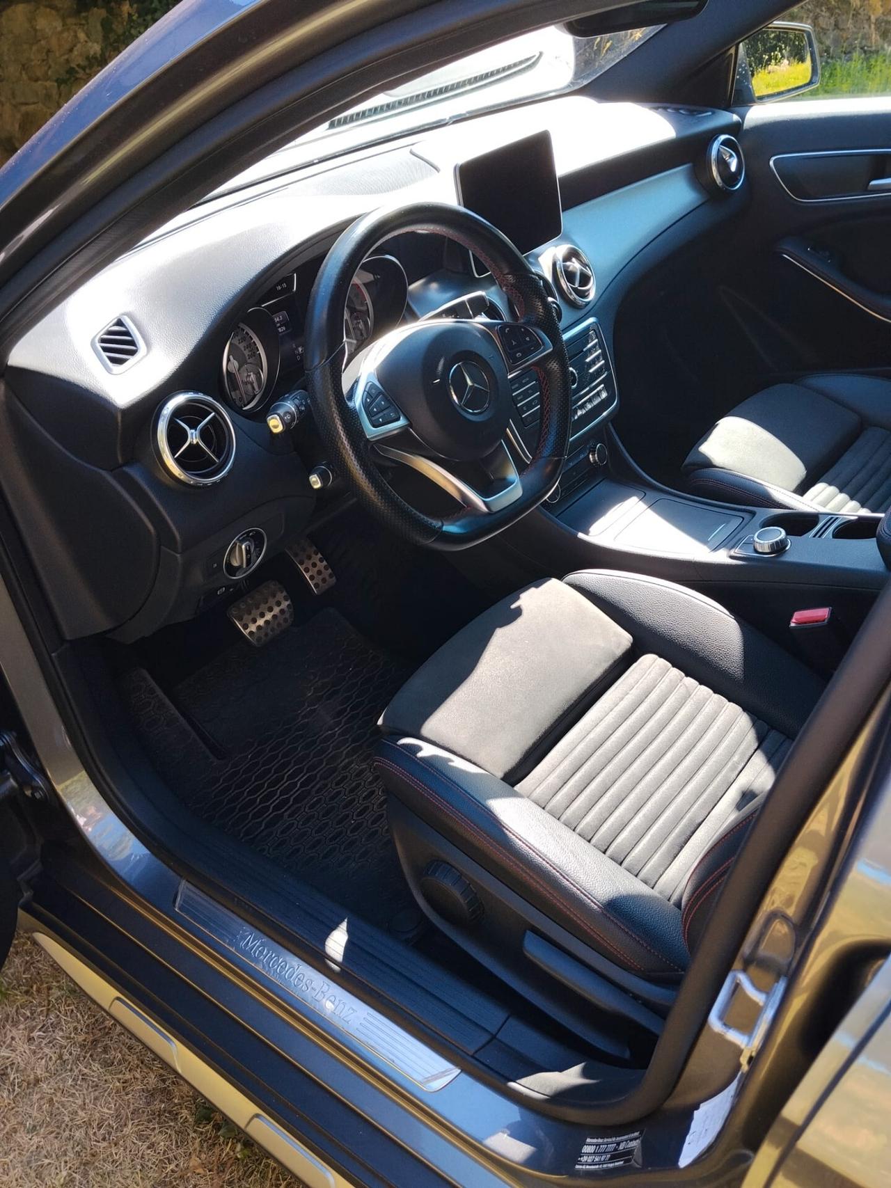 Mercedes-benz GLA 200 d Automatic 4Matic Sport