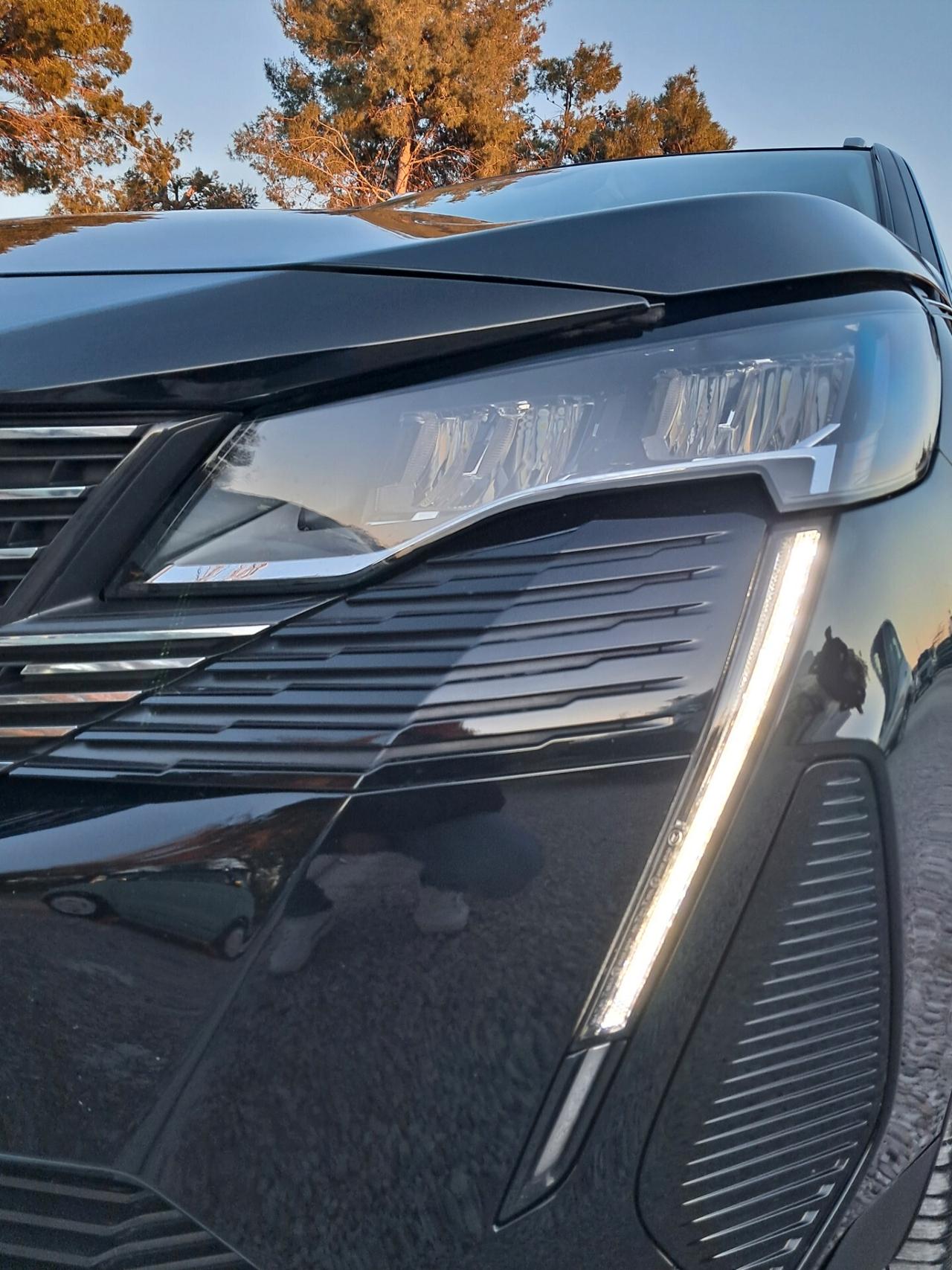 Peugeot 3008 BlueHDi 130cv EAT8 Allure *LED-PELLE-NAVY*