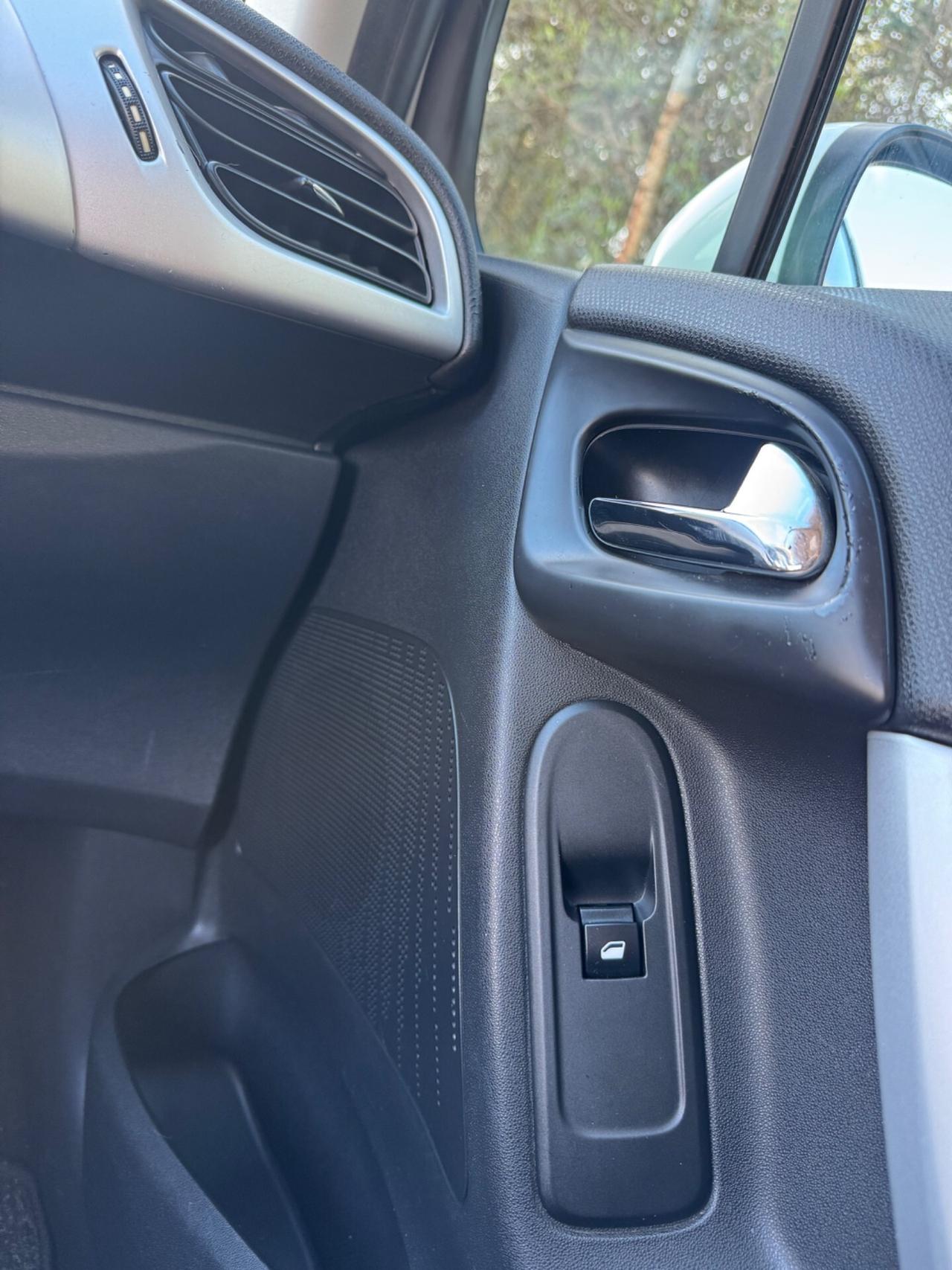 Citroen C3 1.1 White Selection