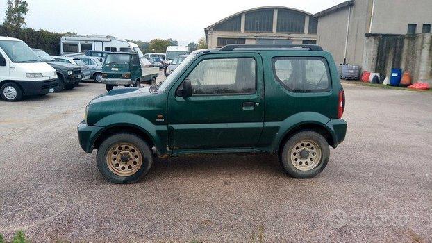 Suzuki Jimny 1.5 DDiS 65CV 4x4 JLX