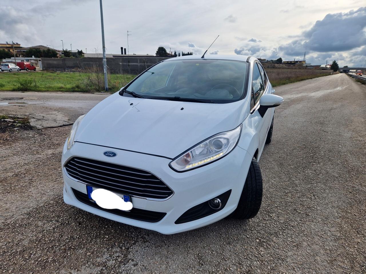 Ford Fiesta 1.4 5p. Bz.- GPL Titanium