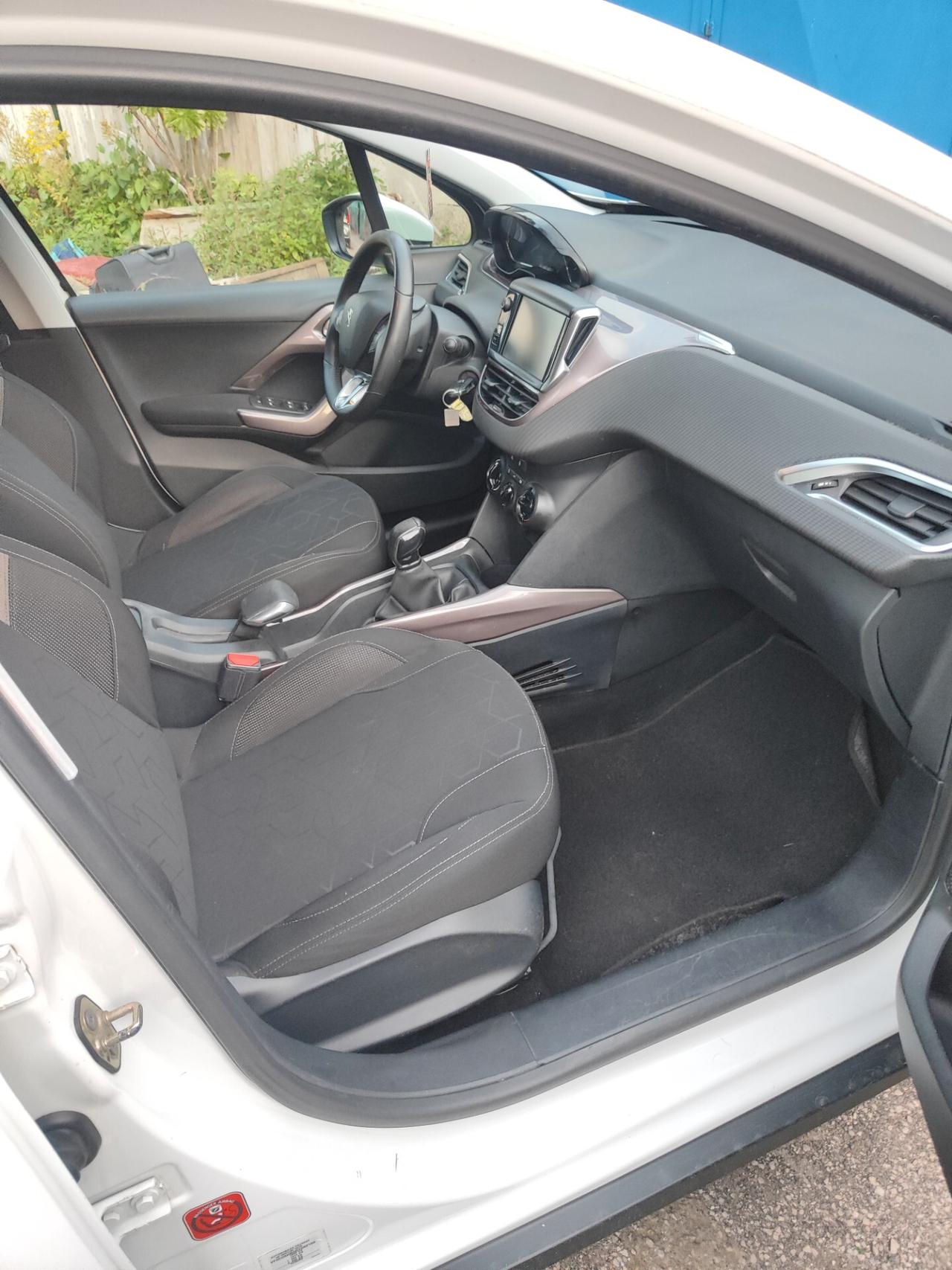 Peugeot 2008 1.4 HDi 68CV Active