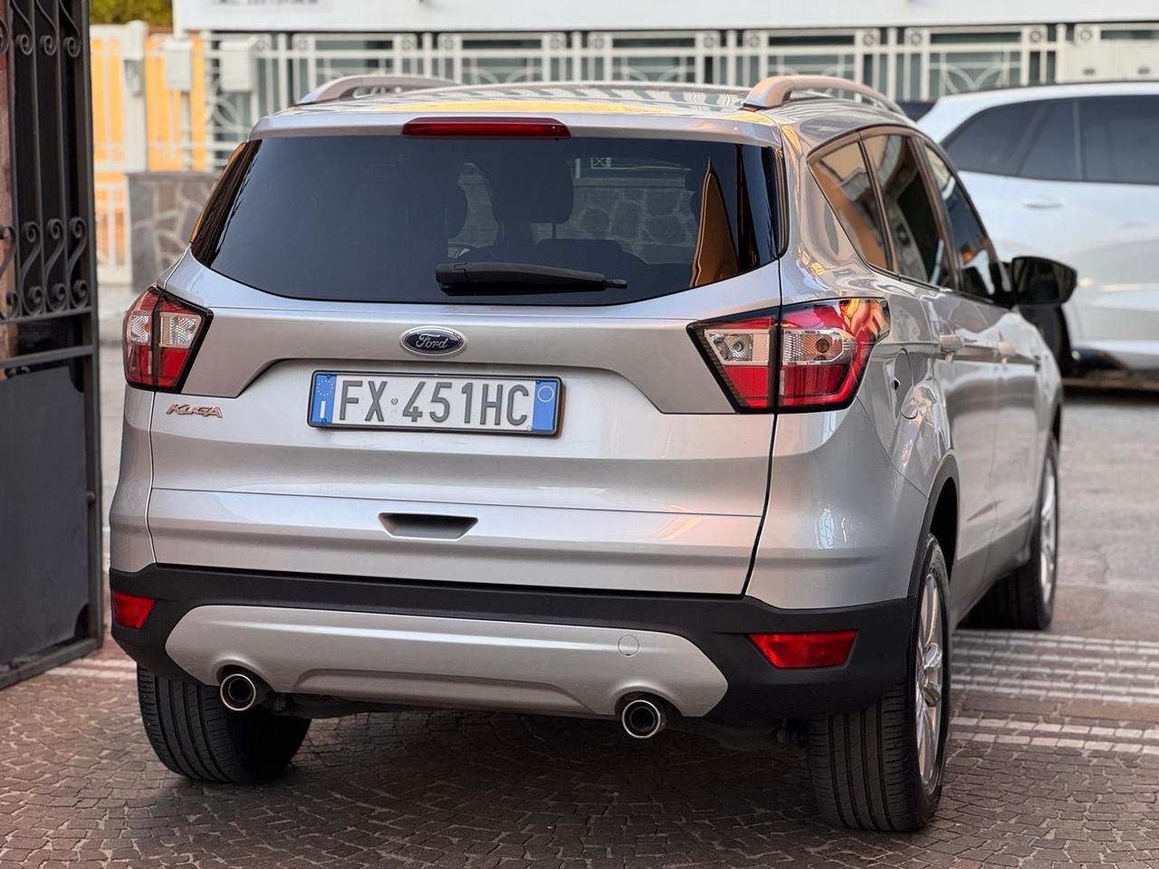Ford Kuga 2.0 TDCI 120 CV S&S 2WD Powershift Business