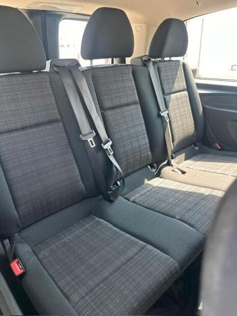 Autocarro pulmino Mercedes 9 posti