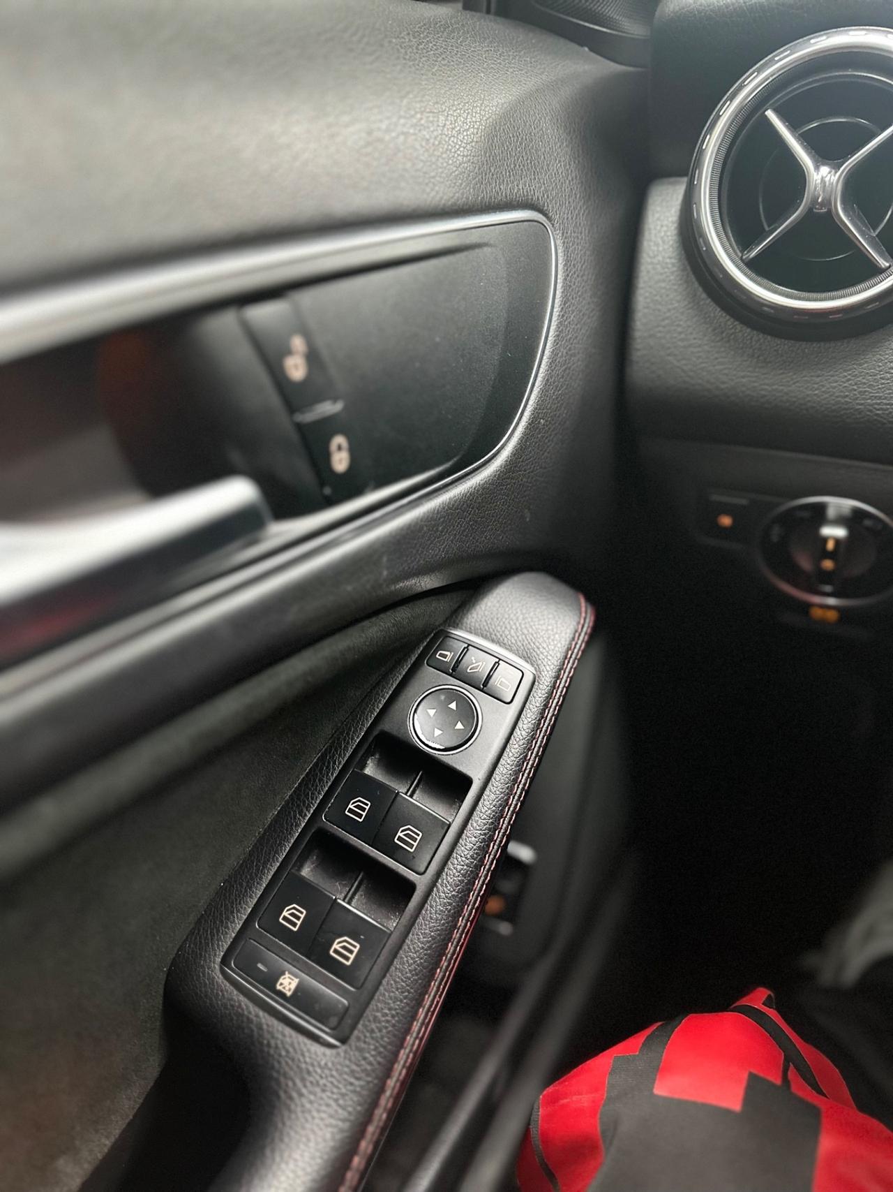 Mercedes-benz GLA 200 d Automatic Premium