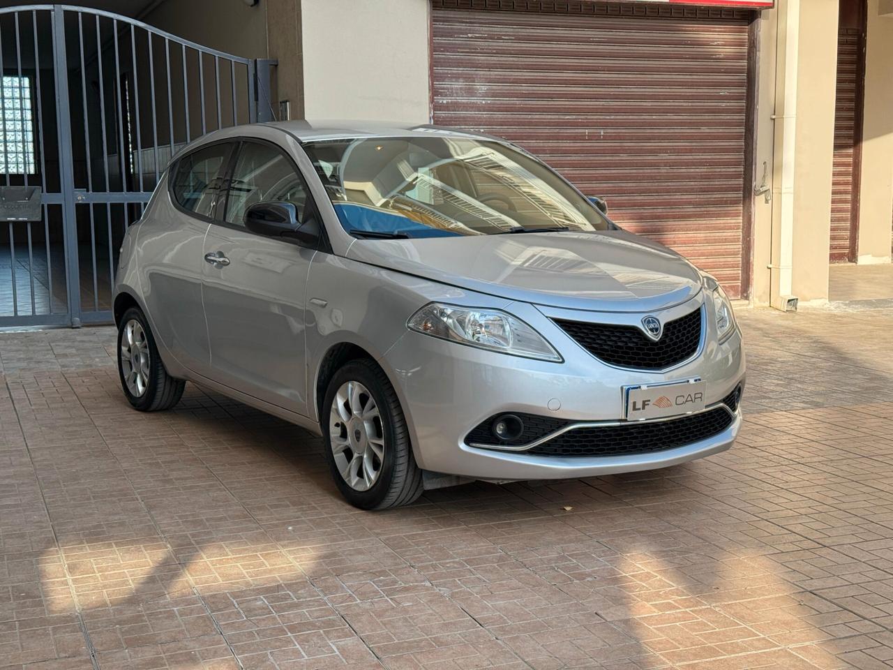 Lancia Ypsilon 1.2 69 cv 5 porte Platinum