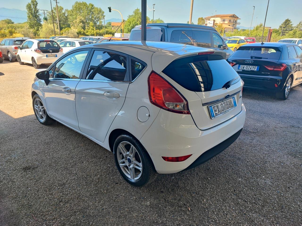 Ford Fiesta 1.4 5 porte Bz.- GPL