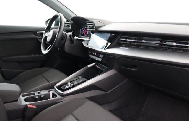 AUDI A3 SPB 30 TDI S tronic Attraction Business Edition