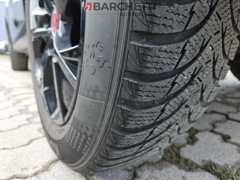 DS DS 3 Crossback BLUEHDI 130 AUT. PERFORMANCE LINE