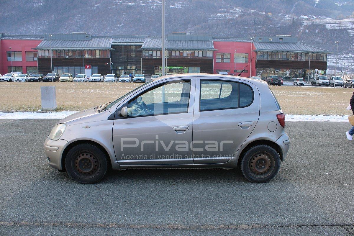 TOYOTA Yaris 1.3i 16V cat 5 porte Sol