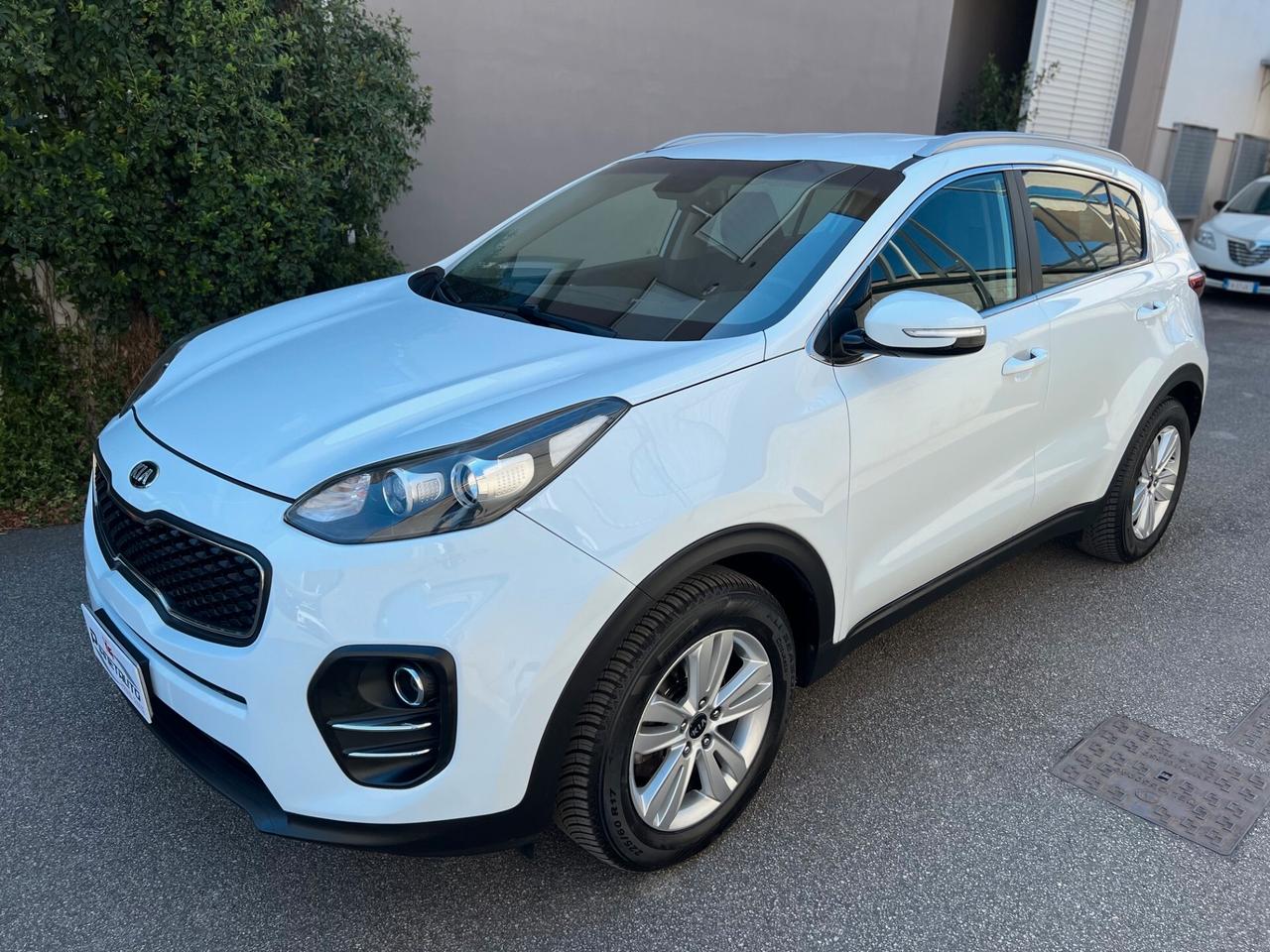 Kia Sportage 1.7 crdi Class 2wd 115cv NAVI/CAMERA/17; PERFETTA
