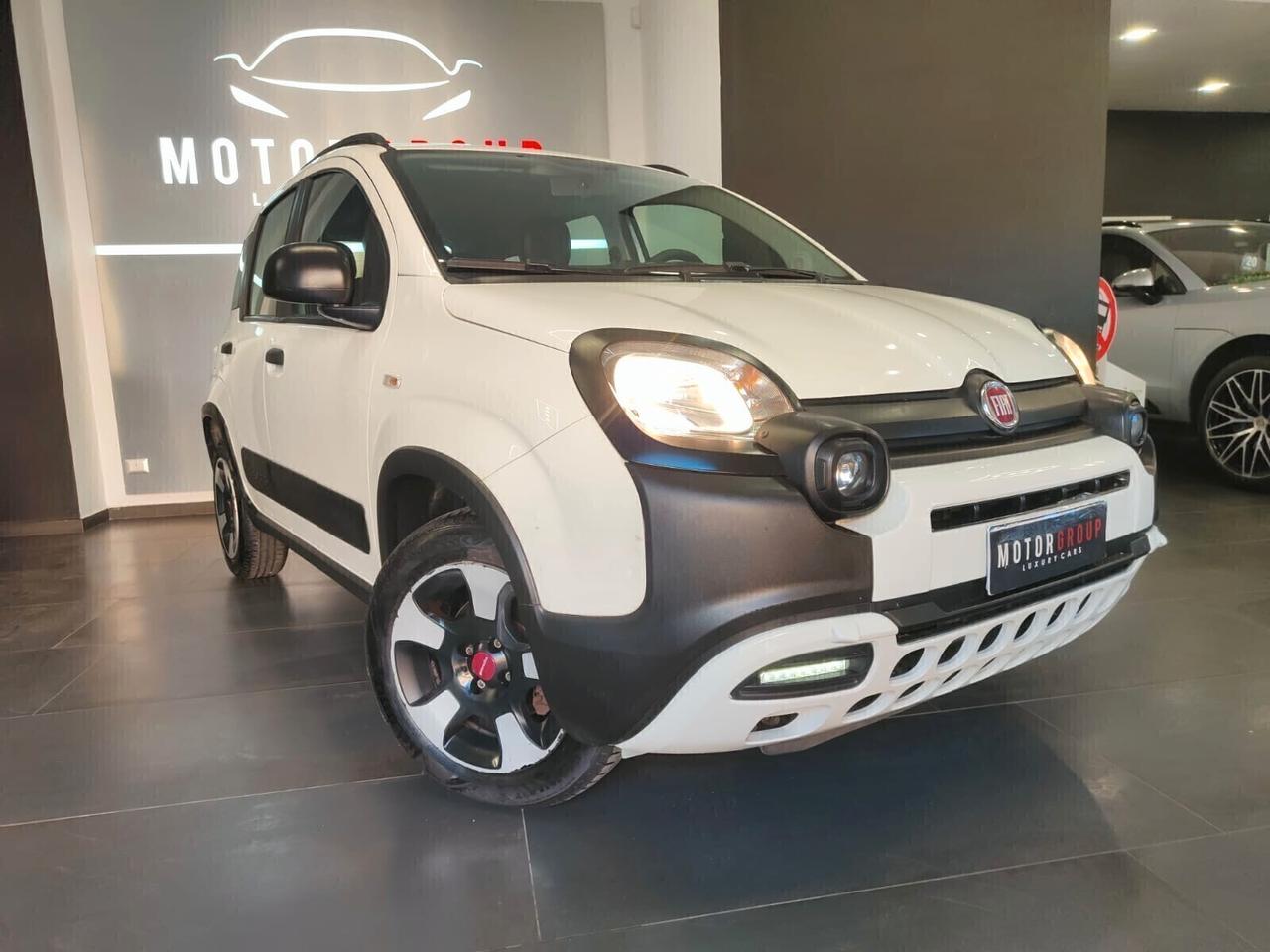 Fiat Panda 1.0 FireFly S&S Hybrid City Cross 69CV