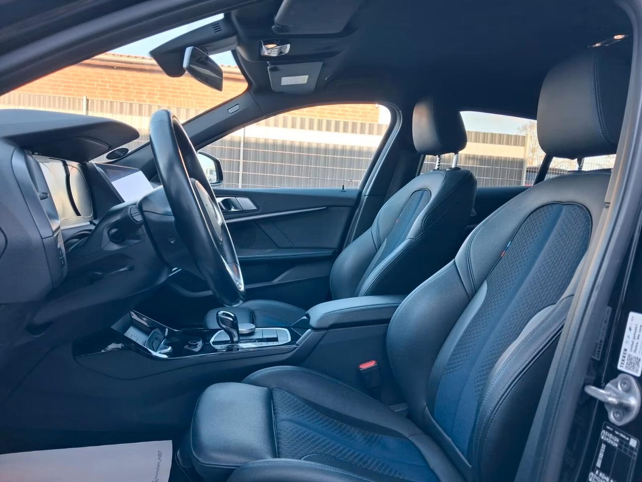 Bmw 118 118i 5p. Msport