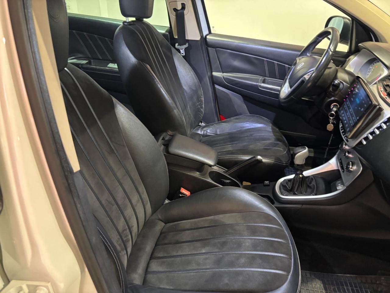 Lancia Delta 1.4 T-Jet 120 CV Platino Ecochic GPL