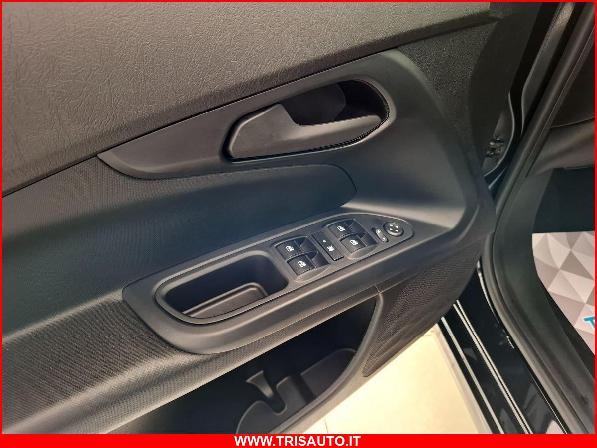 FIAT Tipo 1.6 Mjt Berlina NEOPATENTATI (ANDROID+APPLE)