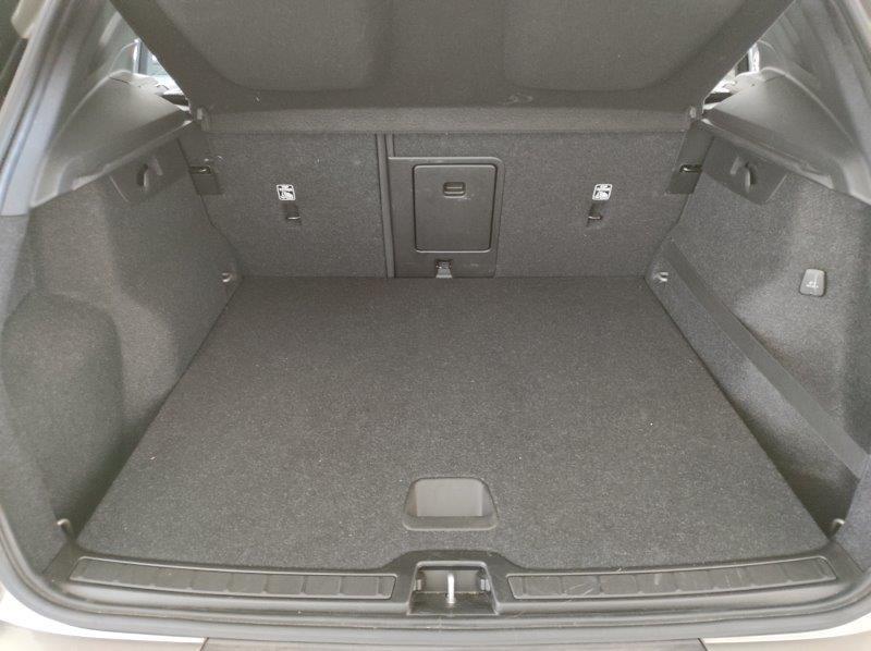 VOLVO XC40 - T5 Recharge Plug-in Hybrid Inscription Expression