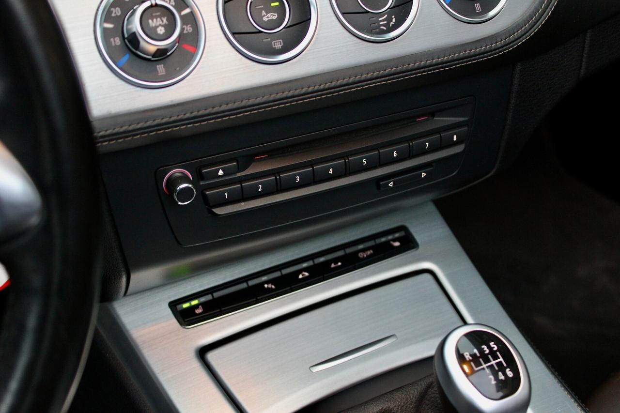 Bmw Z4 sDrive20i INTERNI IN PELLE MARRONE NAVY