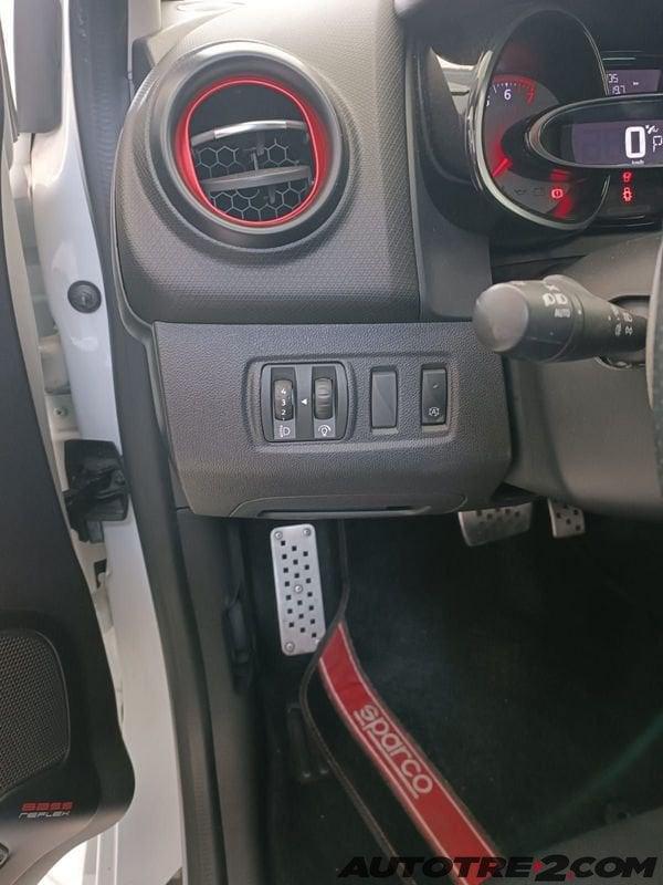 Renault Clio 1.6 TCe 220cv Energy RS Trophy EDC