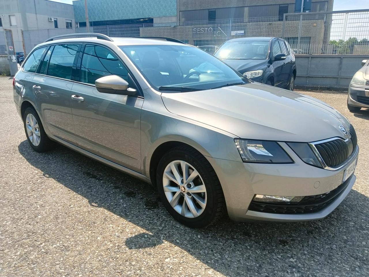 Skoda Octavia 2.0 TDI CR DSG Wagon Executive