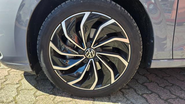VOLKSWAGEN Golf 1.5 TSI EVO ACT R-Line