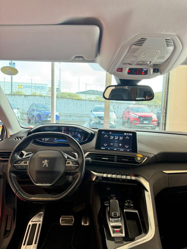 PEUGEOT 5008 BlueHDi 120 S&S EAT6 Crossway