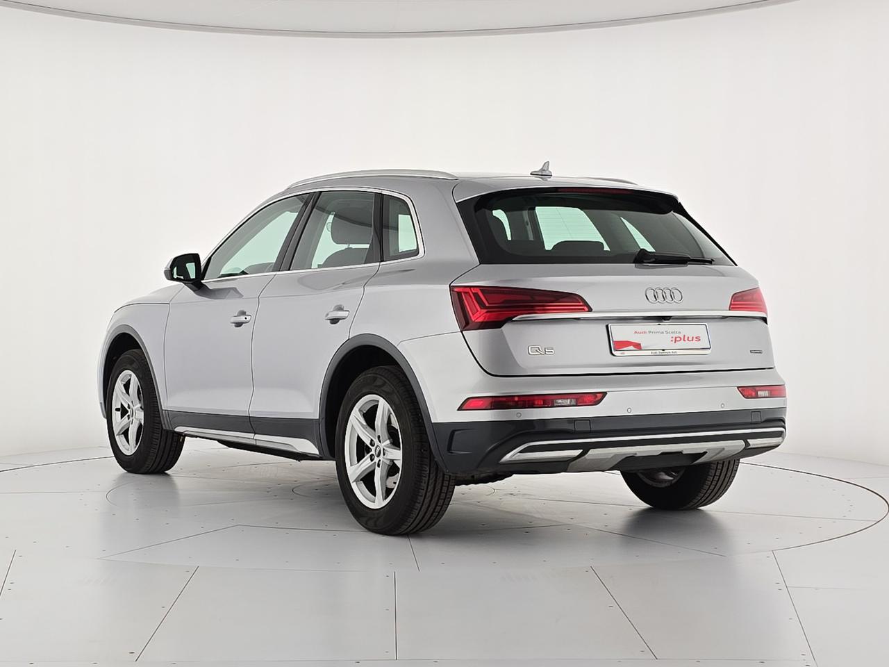 Audi Q5 40 2.0 tdi mhev 12v business advanced quattro s-tronic