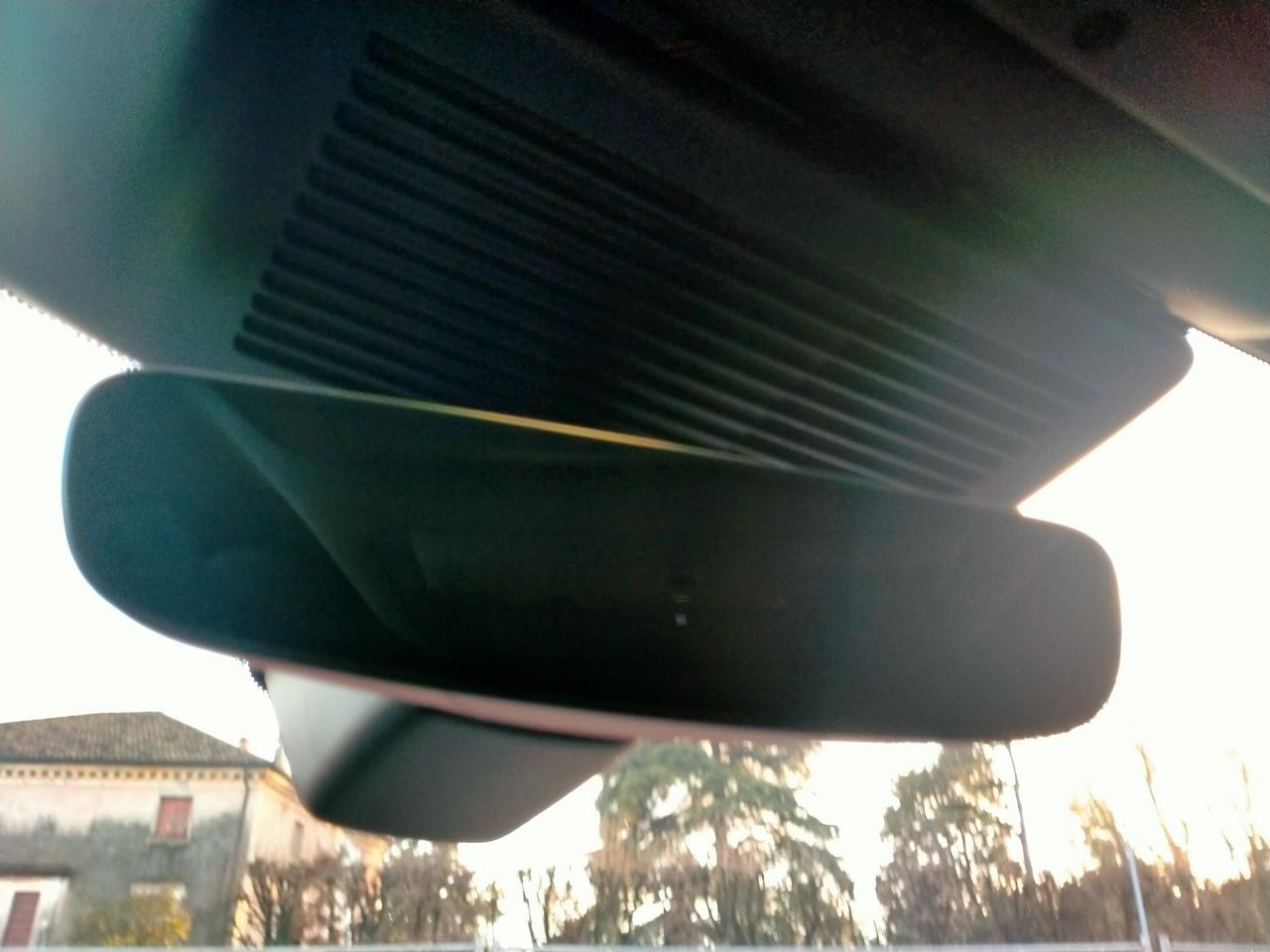 Jaguar E-Pace 20D MHEV AWD 204CV R-DYNAMIC BLACK DESIGN PACK LEGA20 LED PREMIUM