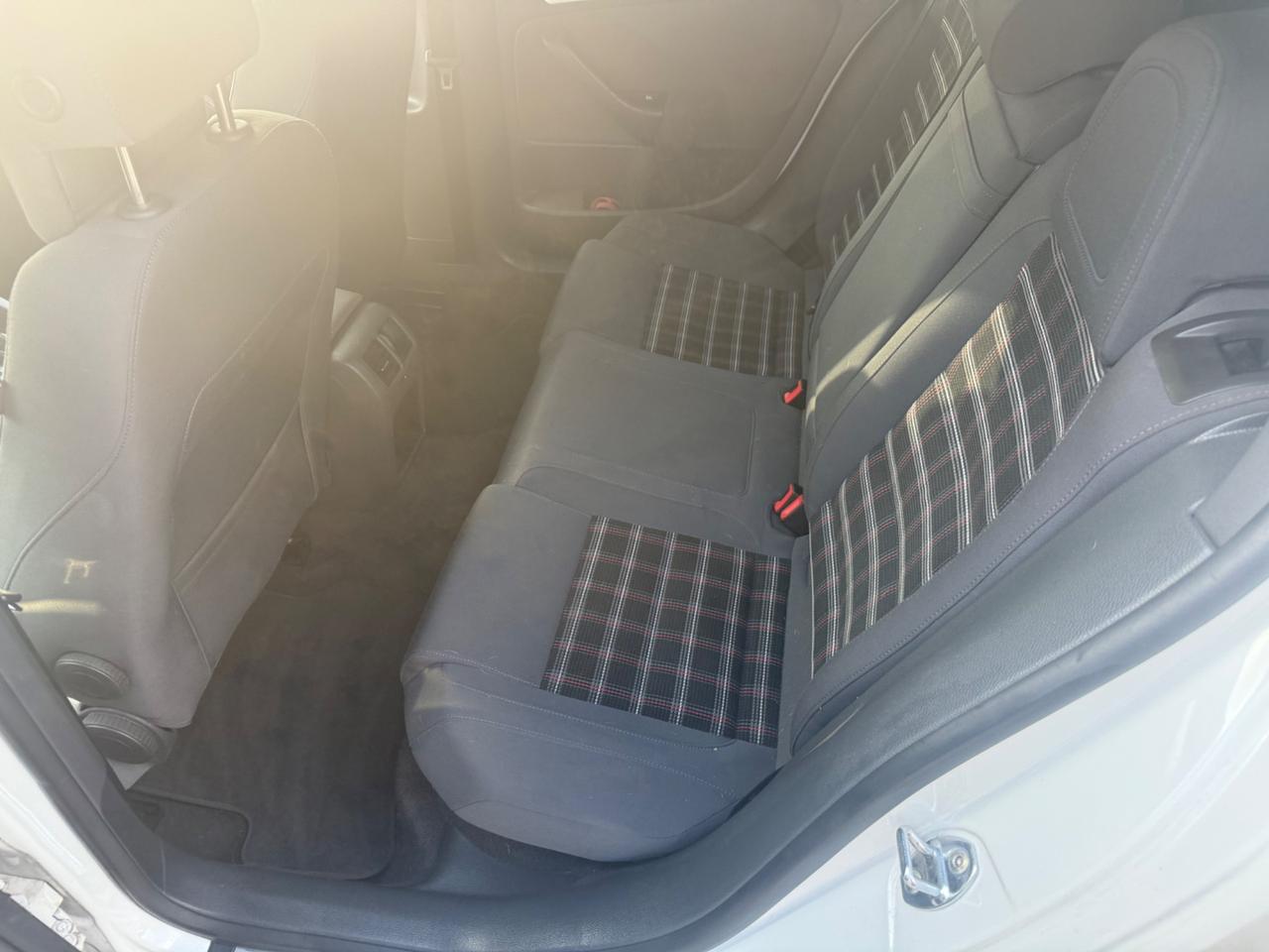 Volkswagen Golf GTI 2.0 16V TFSI 5p.