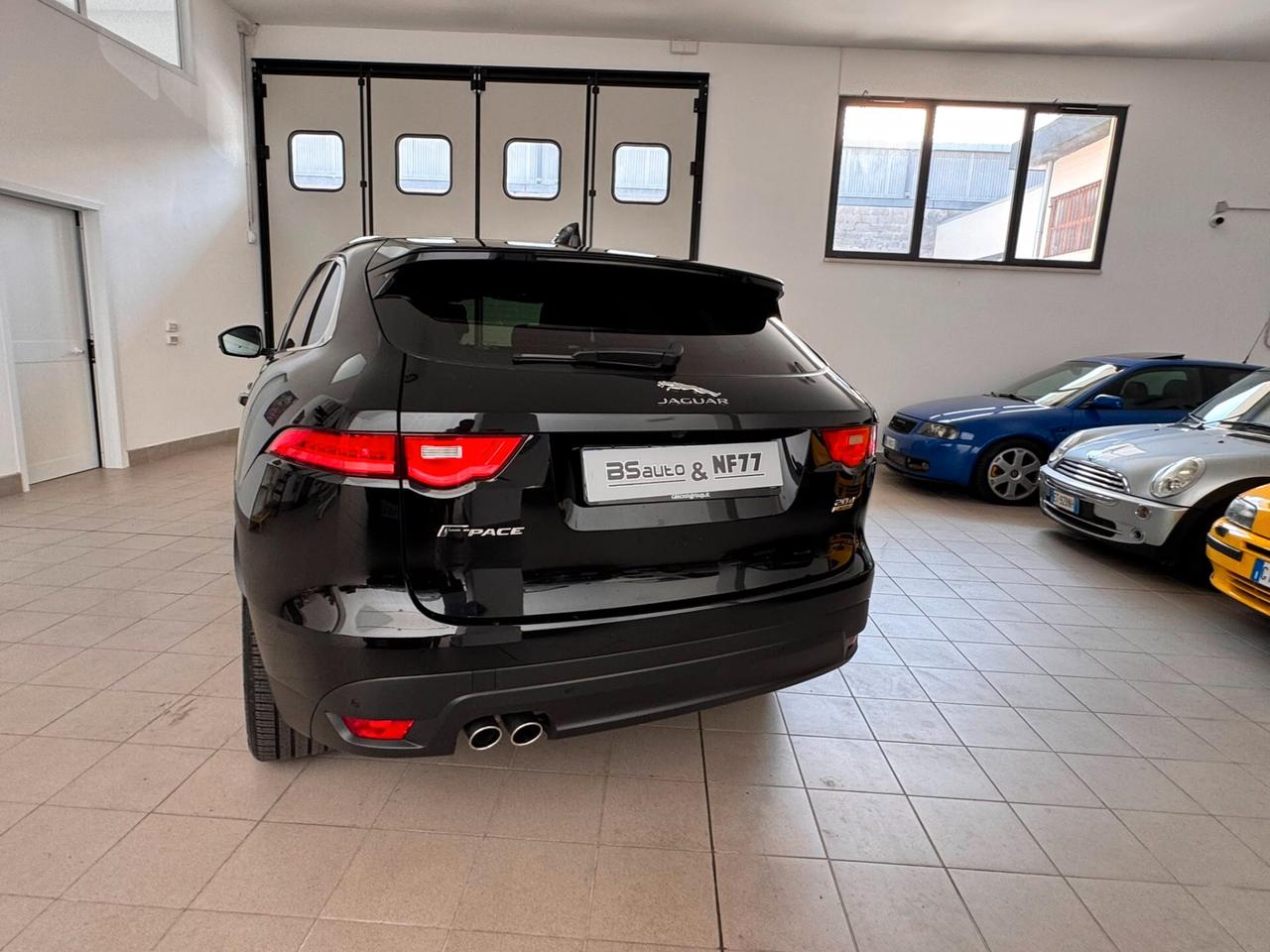 Jaguar F-Pace 2.0 D 180 CV AWD Prestige