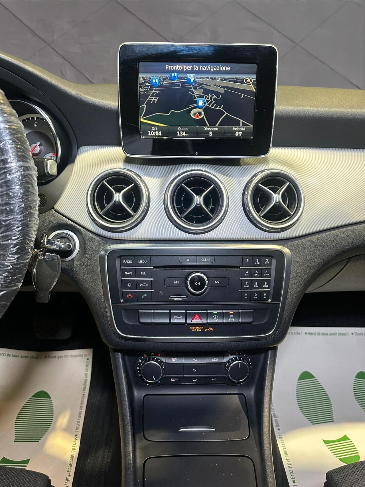 Mercedes-benz GLA 180 d Business