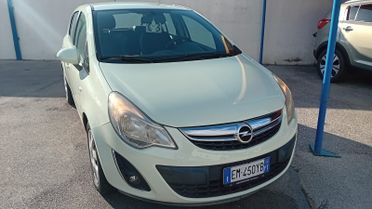 Opel corsa 5P-1.2 gpl-full-2012