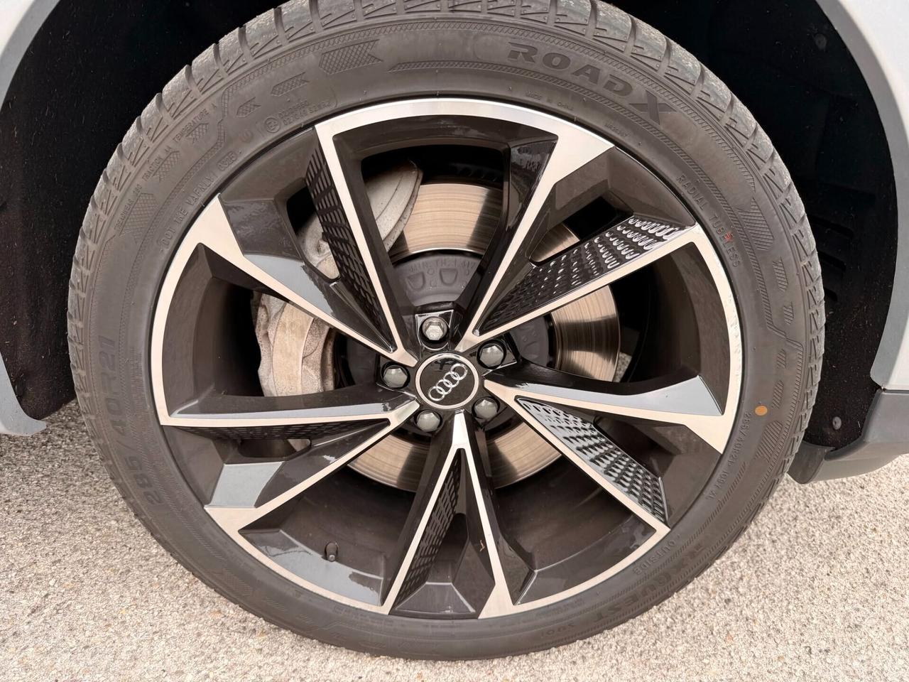 Audi Q7 55 TFSI quattro tiptronic Business